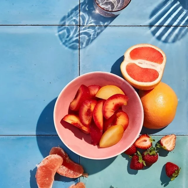 Divine, l'été ☀️
C'est le retour de nos 4 premières éditions estivales. Cet été, retrouvez l'énergie d'Orange rouge, la chaleur de Narguilé, le sourire de Fleur d'orange et la tendresse de Clair d'iris.